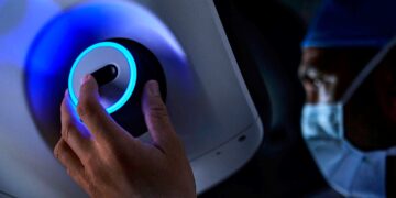 Tras una inversión de $20 millones, el sistema Da Vinci 5 estará disponible en sus seis hospitales. (Foto suministrada)