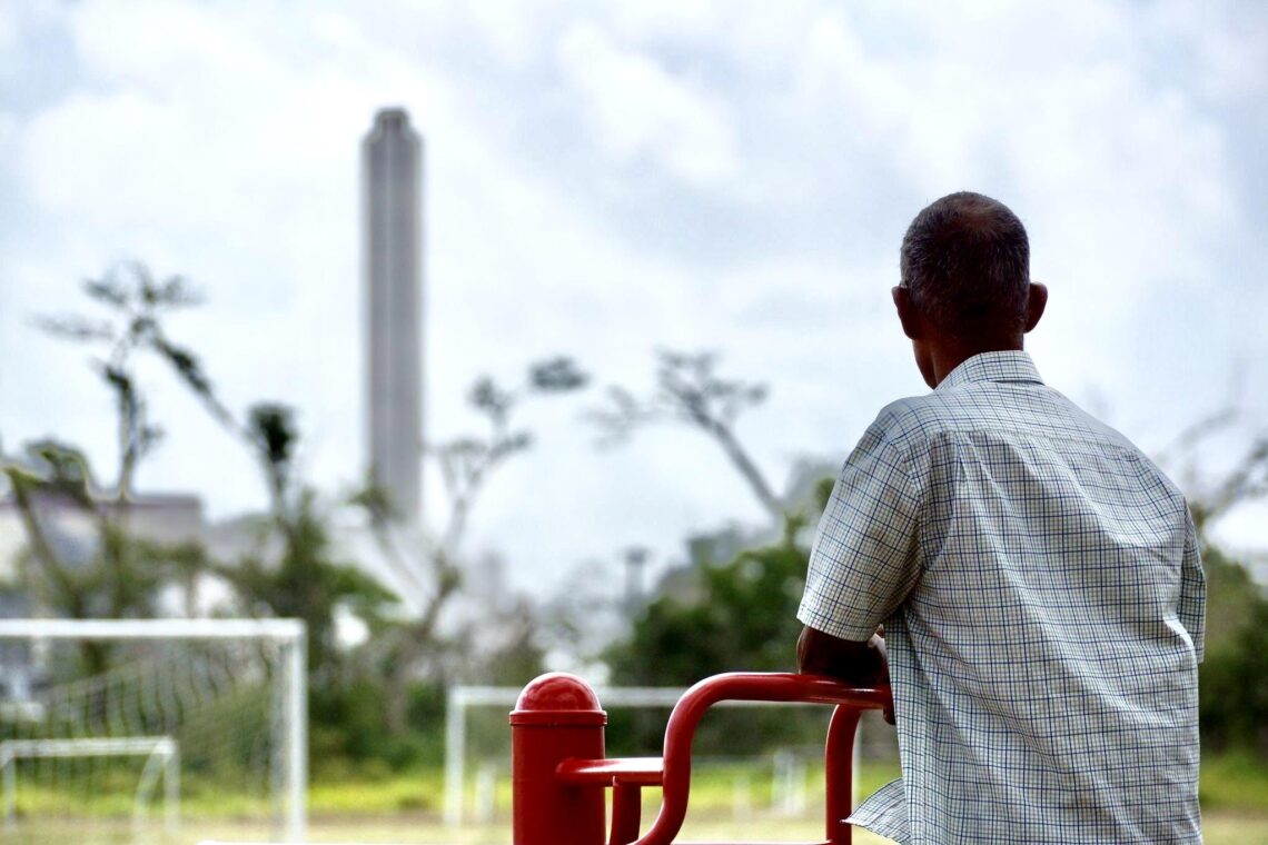 La eliminación federal de controles a la carboneras AES expondrá a Guayama a más mercurio, cáncer y muertes prematuras, advierten expertos. (Foto: archivo)