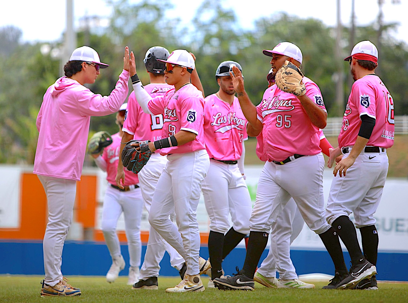 San Sebastián mantiene su invicto en el béisbol Doble A