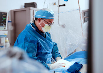 Tras 15 años de trayectoria, el Instituto del Centro Médico Episcopal San Lucas se consolida como referente caribeño en cardiología, salvando a miles con tratamientos de avanzada y una treintena de expertos facultativos. (Foto suministrada)