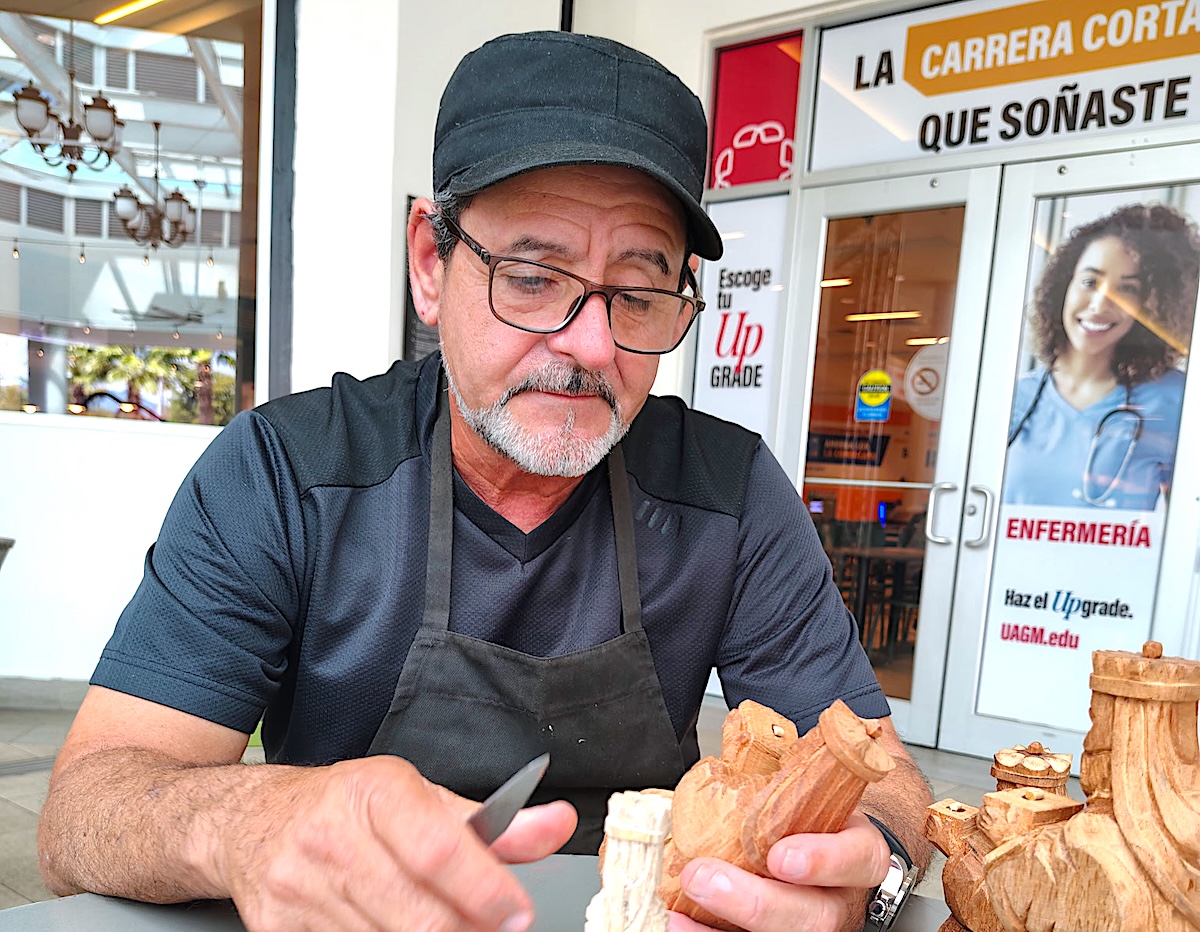 Plaza del Caribe dedica exhibición a artesano que batalló contra el cáncer