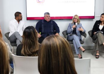 Discusión del Perfil de las PYMES en Puerto Rico. (Foto suministrada)