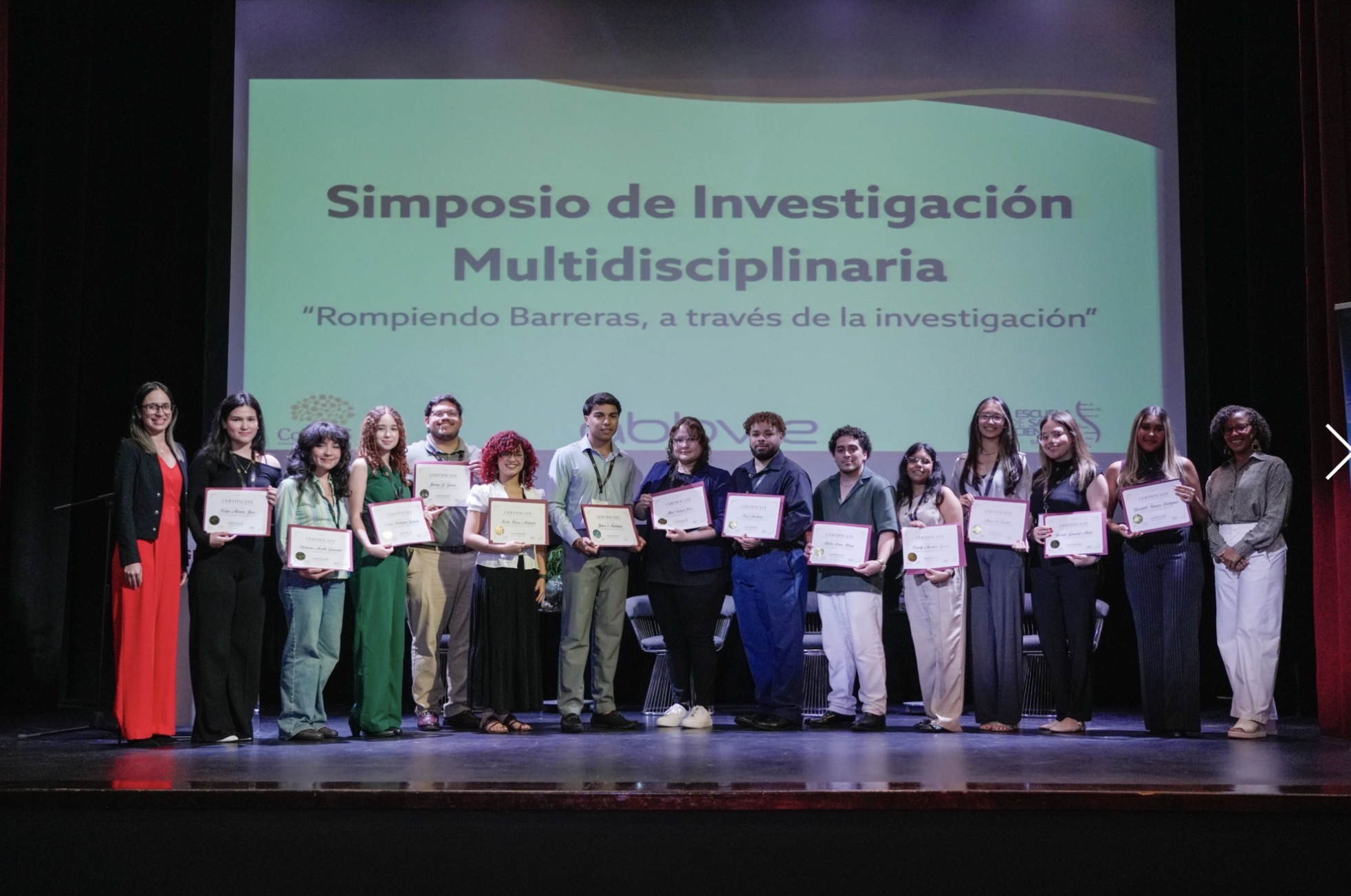 Simposio reúne a estudiantes e investigadores de más de diez instituciones