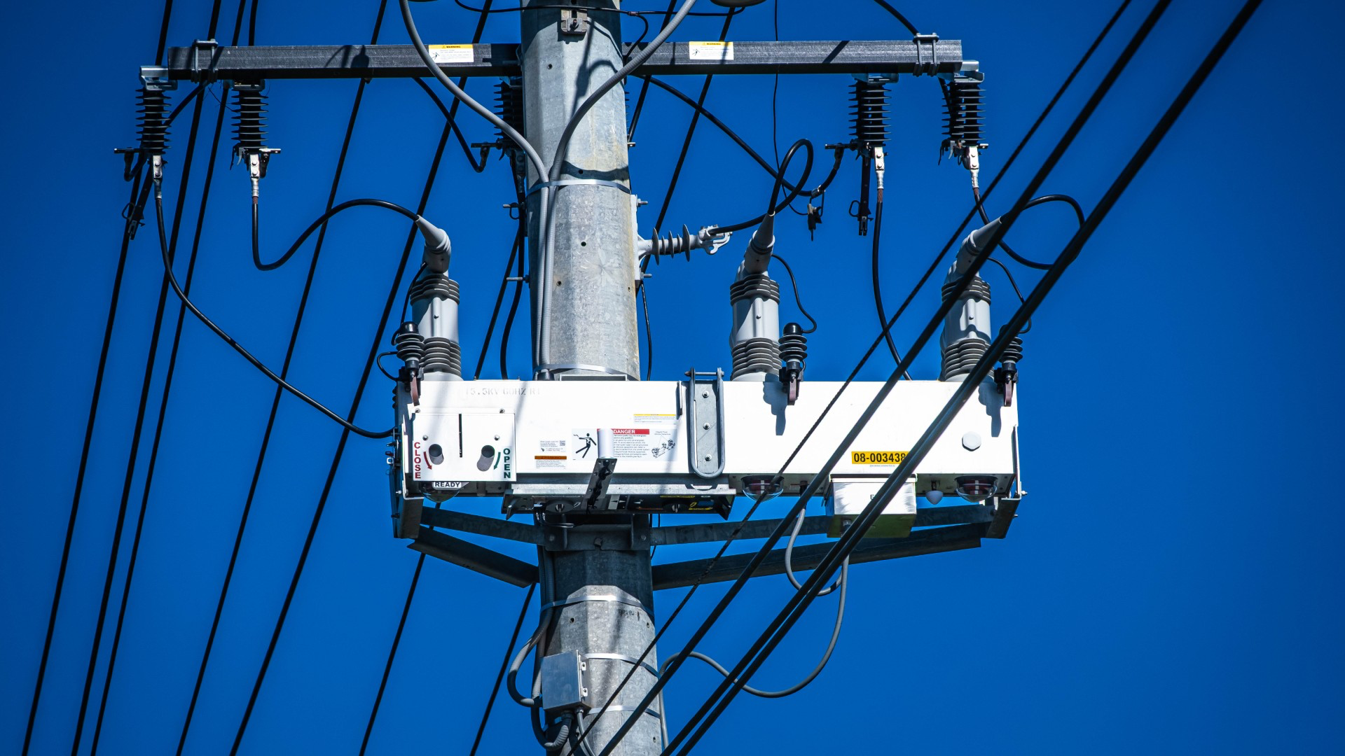 Instalan equipos automatizados para agilizar respuesta a apagones en la isla