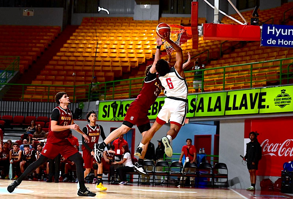 UAGM supera en tiempo extra a los Delfines del Sagrado Corazón