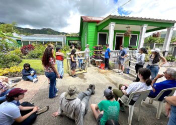 Estudiantes y profesores de Massachusetts Institute of Technology (MIT), Diné College y la Universidad de Puerto Rico en Ponce presentaron los prototipos que desarrollaron para resolver dos retos que les planteó Casa Pueblo como parte de un curso académico que inició en enero por el programa Terrascope. (foto suministrada)