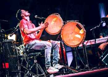 A la velada se unirá el percusionista puertorriqueño Daniel Díaz Rivera, conocido artísticamente como Daniel Díaz “El Tripandero”, título ganado tras su invención del tripandero, el instrumento que ha transformado la ejecución de la plena. (Foto archivo)