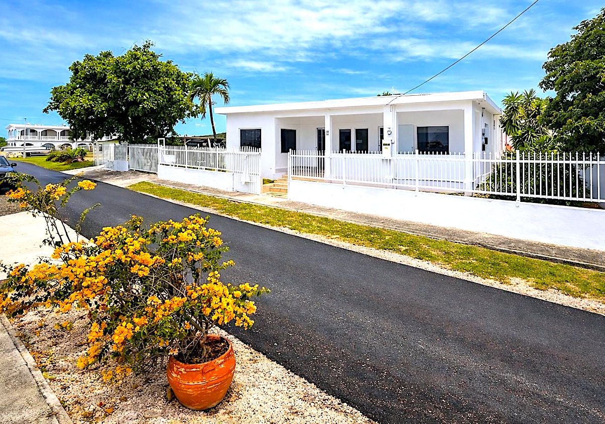 Un refugio frente al mar en Punta Jacinto: oportunidad única en Guánica