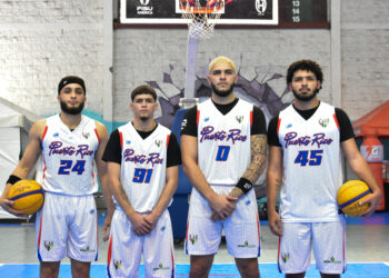Yahir Cordero, Bradley Camacho, Geryad Rosario y Christopher Soto integrantes del equipo de la UIPR en FISU Ameìrica 3x3. (FISU Ameìrica)