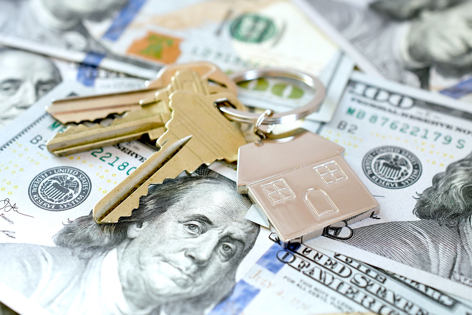 Comprar casa nueva exige ingresos tres veces mayores que la mediana