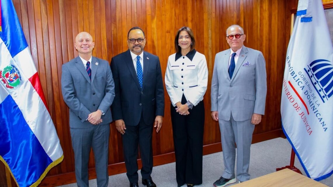 Departamento de Justicia de Puerto Rico y Ministerio de Justicia de República Dominicana. (Foto suministrada)