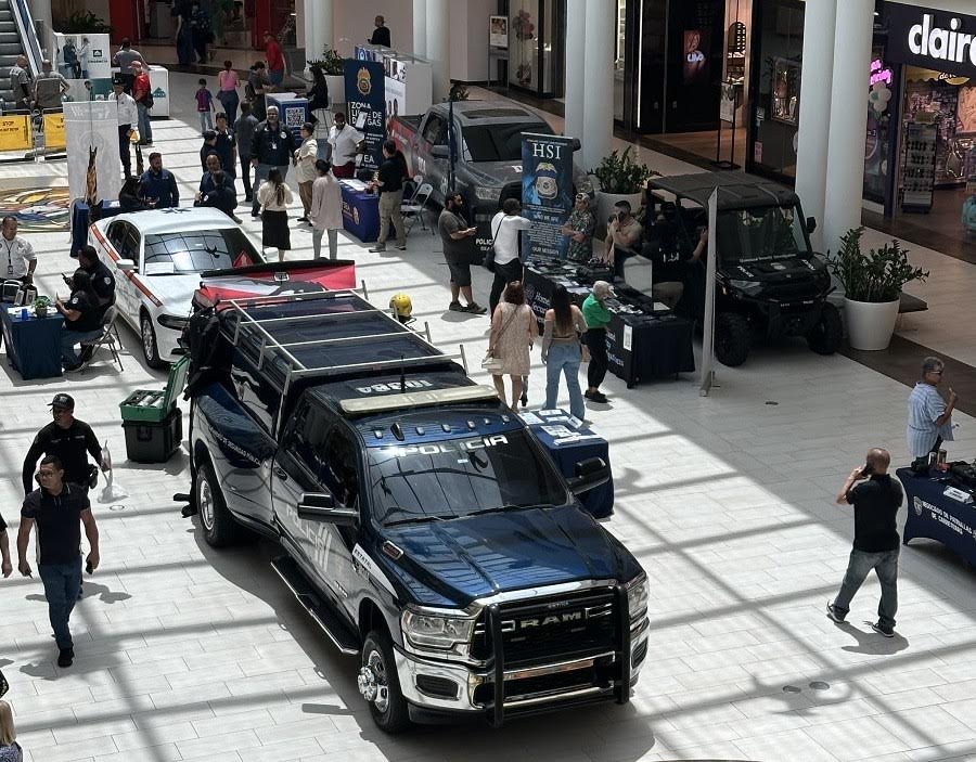 Del SWAT al 9-1-1: agencias de seguridad se exhibe