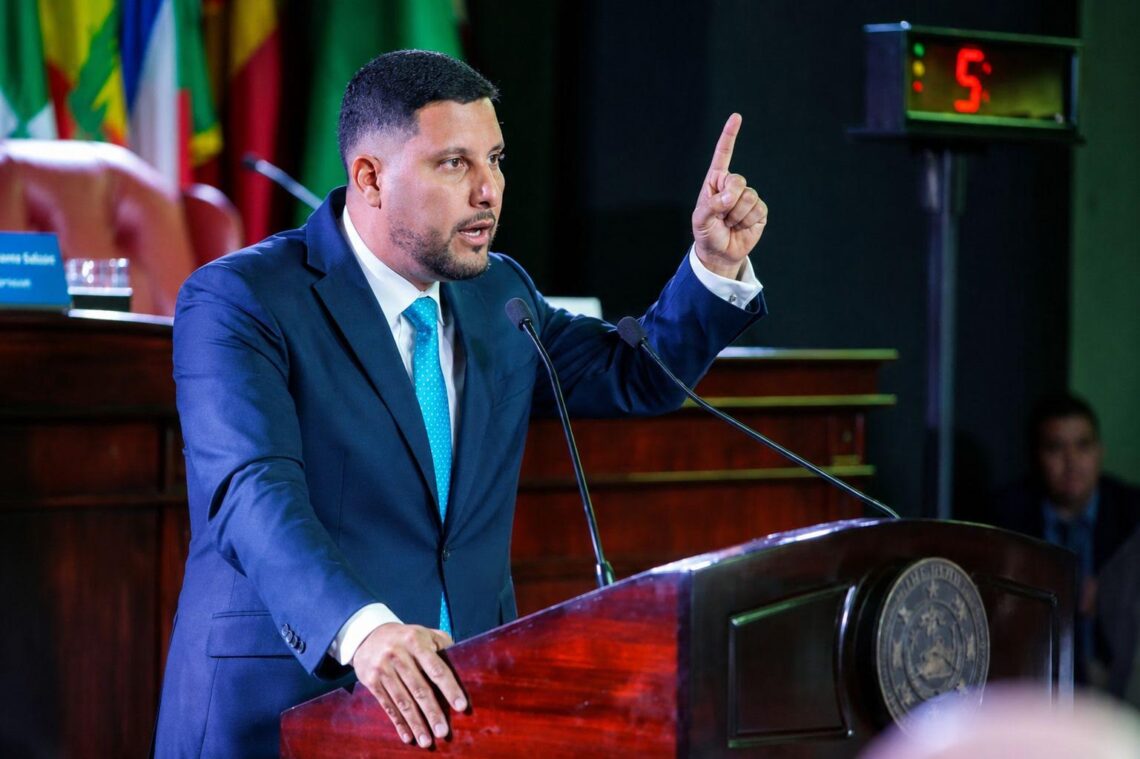 El novoprogresista Dan Santiago Núñez advirtió que la orden para detener la Ley 215 privaría a Villalba de más de $3 millones, afectando servicios esenciales a los más vulnerables. (Foto suministrada)