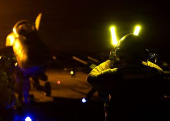 La nueva ronda de ataques cruzados aleja el acuerdo de paz que Trump prometía “en dos o tres días”. (Foto: US Centcom)