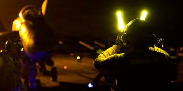La nueva ronda de ataques cruzados aleja el acuerdo de paz que Trump prometía “en dos o tres días”. (Foto: US Centcom)