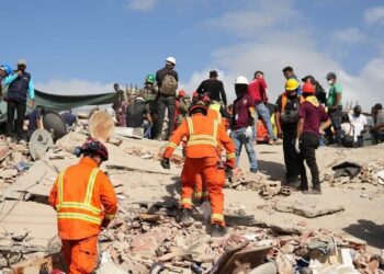 Con más de 6 mil personas rescatadas y decenas de miles aún desaparecidas, el país enfrenta la fase más cruel del desastre: el conflicto entre el reloj y la esperanza. (Foto: Ministerio de Comunicación e Información/X)